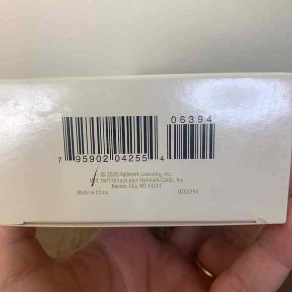 Hallmark Keepsake Ornament Magnet 2008 The Tassel's‎ Worth the Hassle Proud Grad - Picture 2 of 5